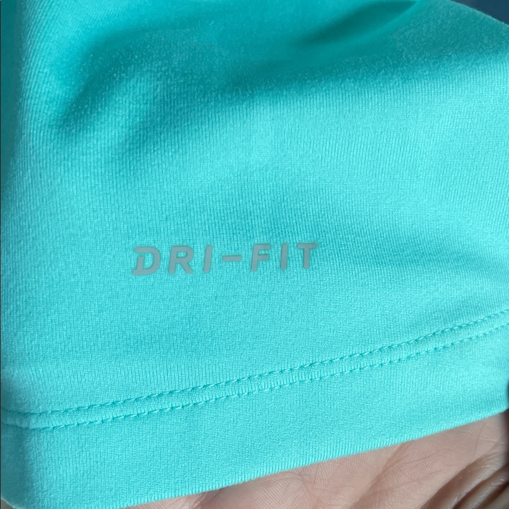 Nike Girl's Dri-Fit 1/2 Zip Top, Size Girls Medium- Excellent Condition - Picture 6 of 6